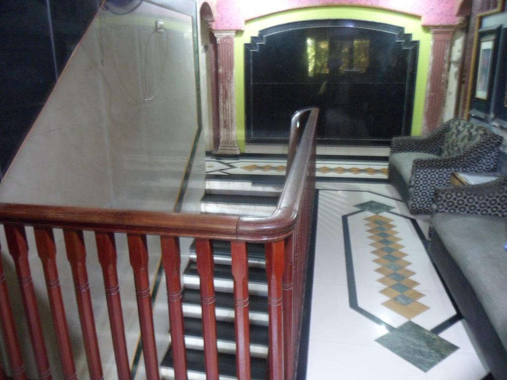 Hotel Happyland Mumbai Dış mekan fotoğraf