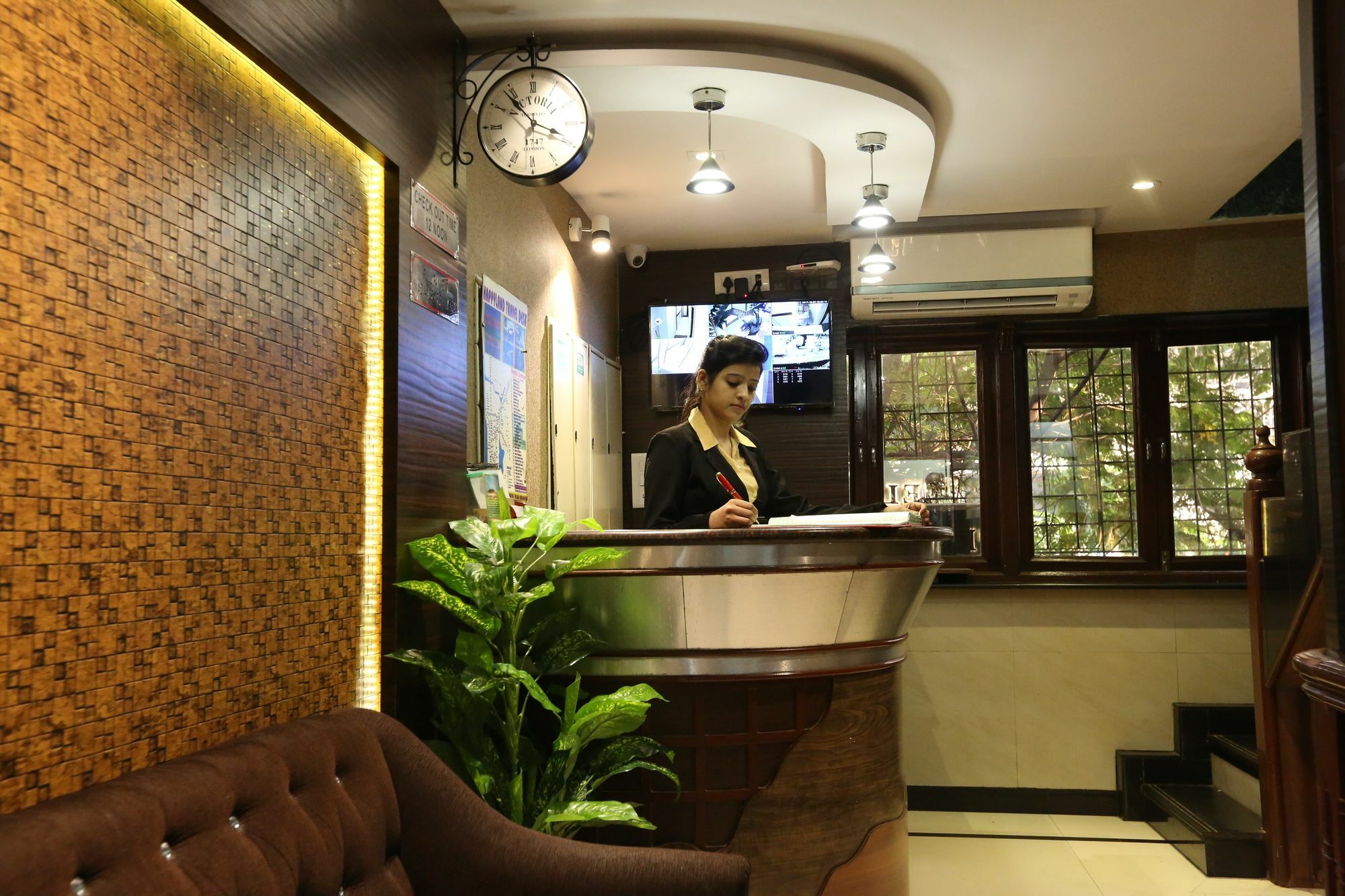 Hotel Happyland Mumbai Dış mekan fotoğraf