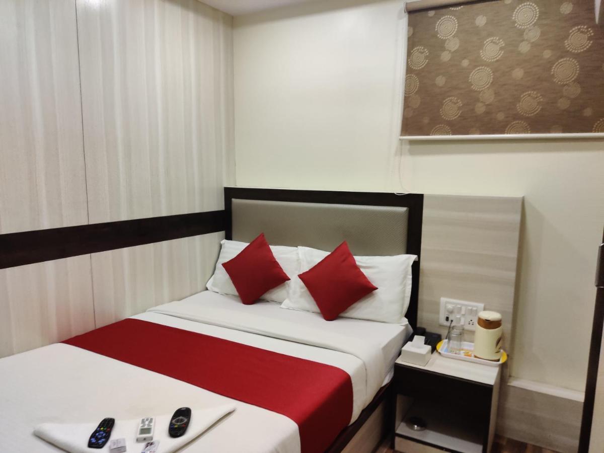 Hotel Happyland Mumbai Dış mekan fotoğraf