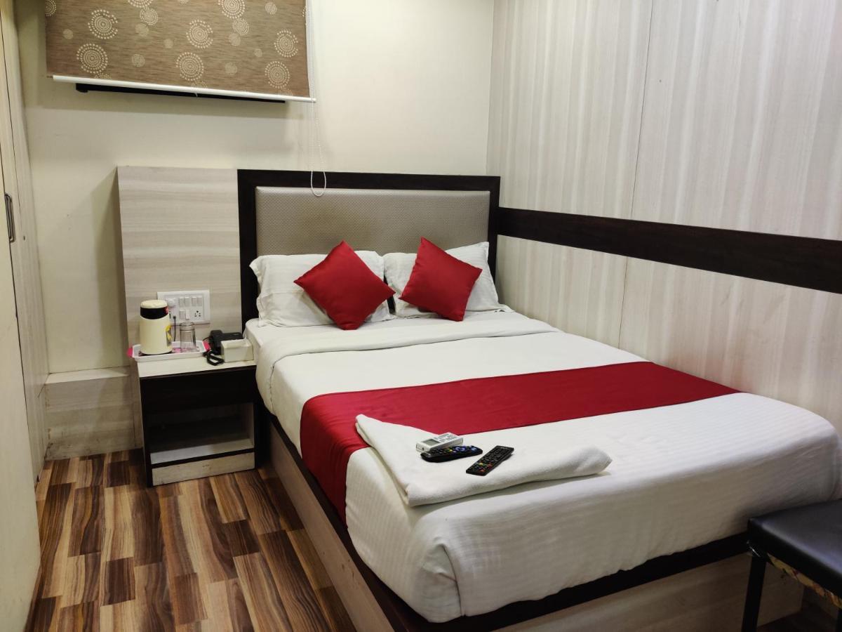 Hotel Happyland Mumbai Dış mekan fotoğraf