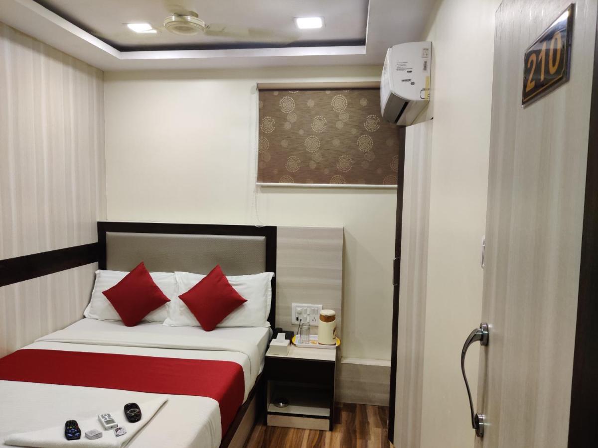 Hotel Happyland Mumbai Dış mekan fotoğraf
