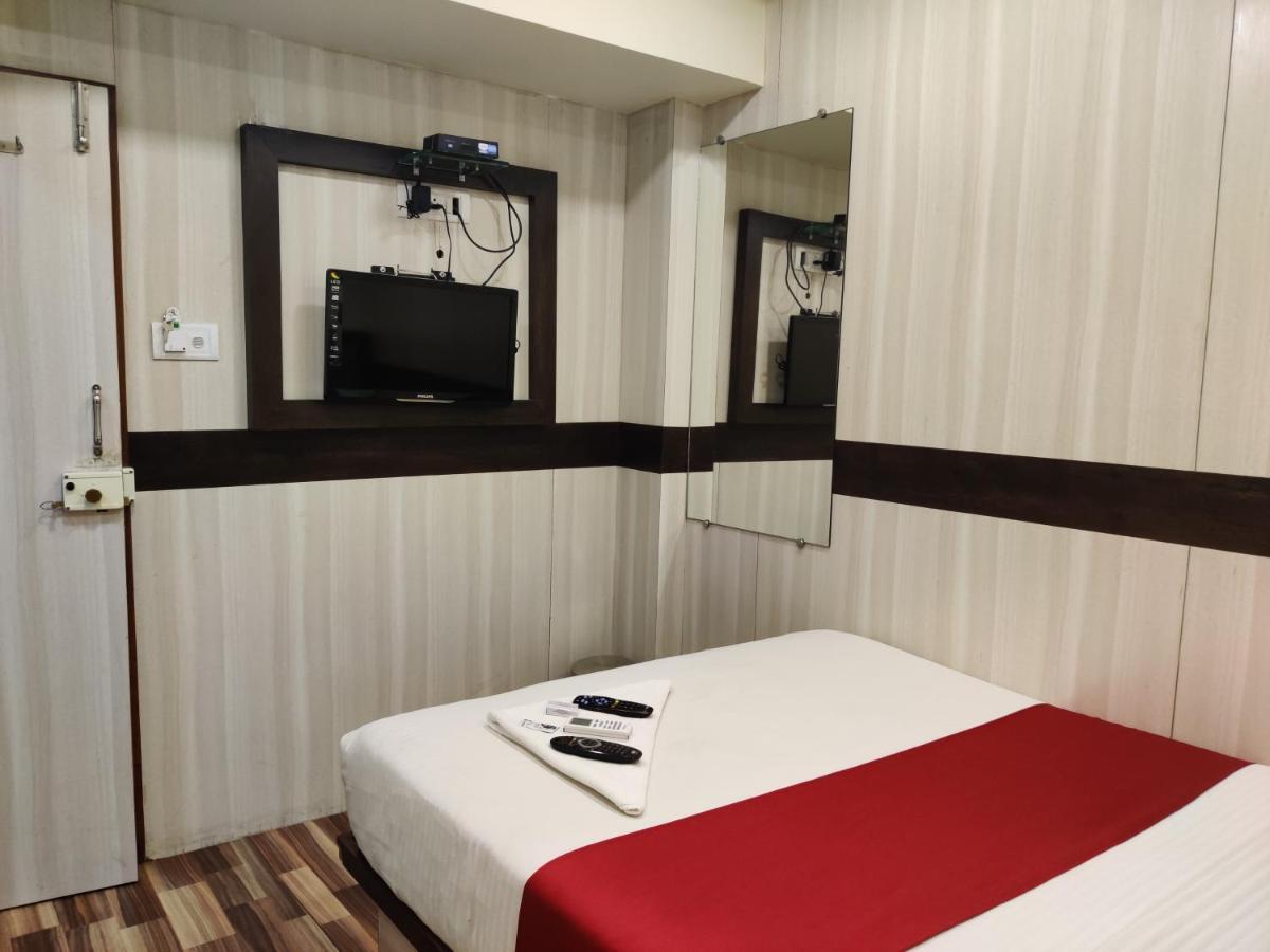 Hotel Happyland Mumbai Dış mekan fotoğraf